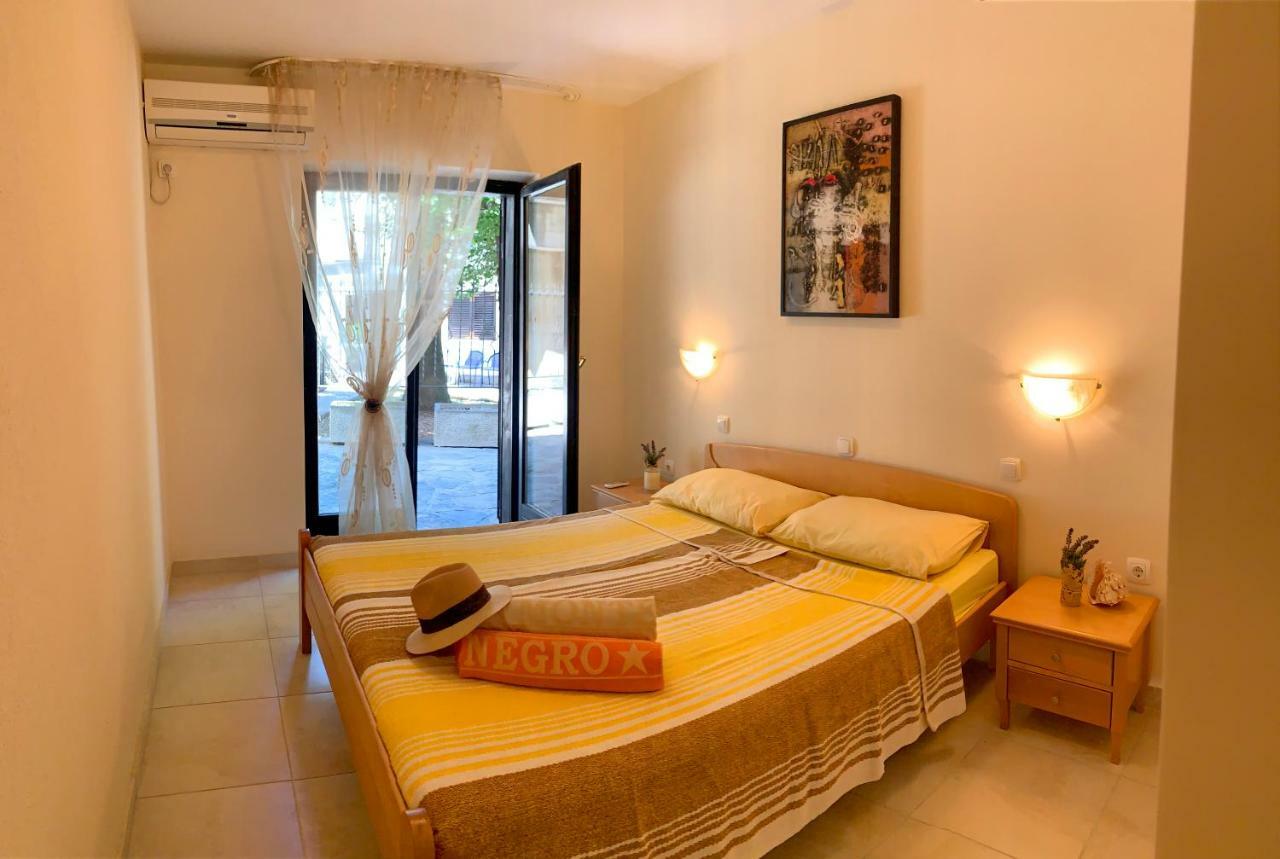 Villa Monte Boutique Apartments In Herceg Novi Kültér fotó